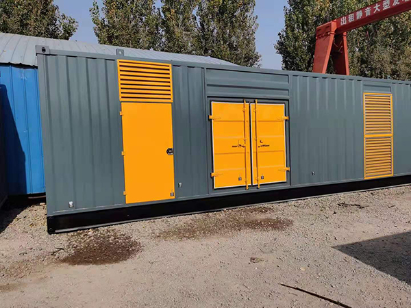 东乌珠穆沁300kw 柴油发电机组用多大的空气开关？